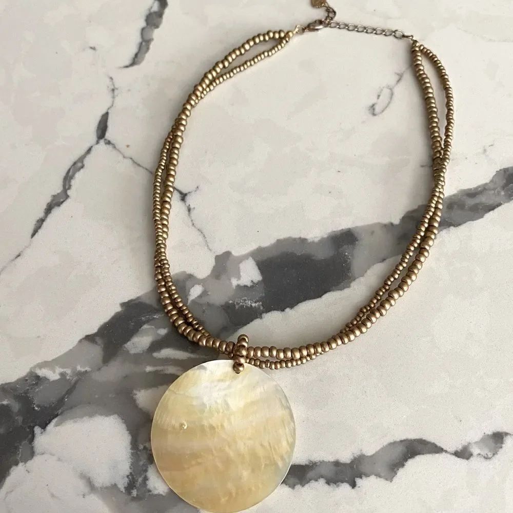 Cookie Lee gold bead/shell necklace